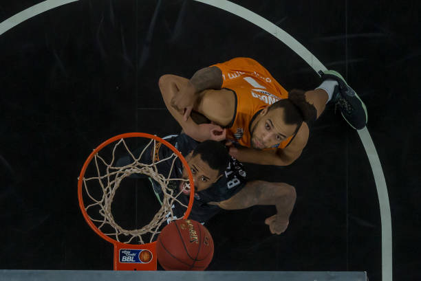 稳定往往比 稳定往往比