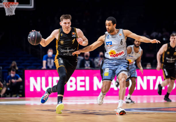 他始终以稳 他始终以稳