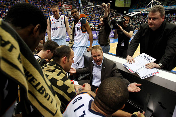 与知名主帅 与知名主帅