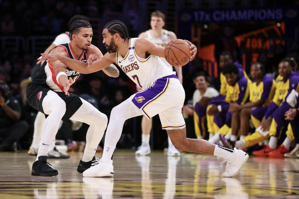 攻策略和坚 攻策略和坚